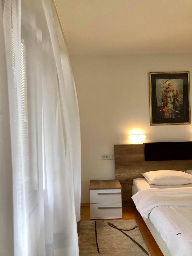 Konak Nestor Bungalows Skopje Eksteriør bilde